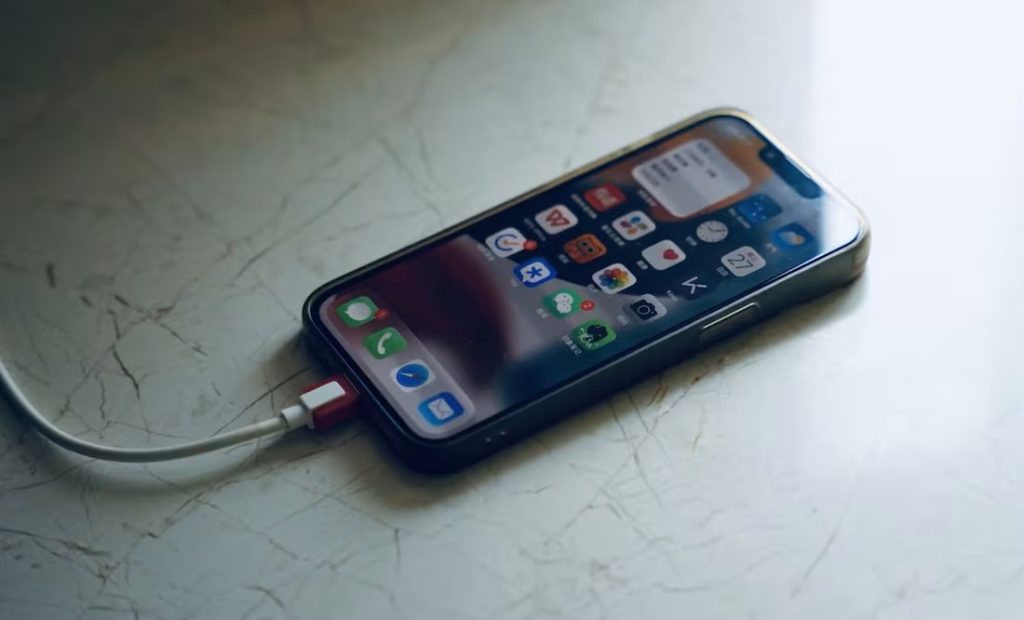 Elektrický spotřebič, který bychom měli vždy před spaním odpojit ze zásuvky, aby se účet nezvýšil na dvojnásobek.