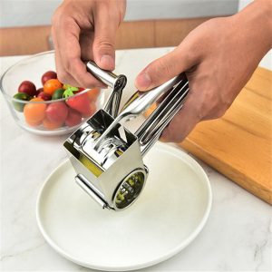 Přečtete si více ze článku Sbohem, tradiční struhadlo na sýr: nový gadget, který je stále rychlejší a praktičtější.