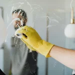 Zamlžené zrcadlo? Použijte tento levný produkt a na problém zapomeňte