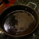 Vylijte do hrnce a přikryjte pokličkou. Za chvilku bude jako nová.
