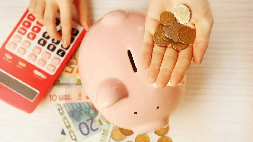 Objevte skryté tlačítko sušení ve své pračce: rychlé sušení bez věšení, úspora času a peněz.