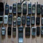 Pokud máte starý iPhone, Motorola nebo Nokia, může mít hodnotu tisíc eur nebo dolarů: nabídněte jej k prodeji.