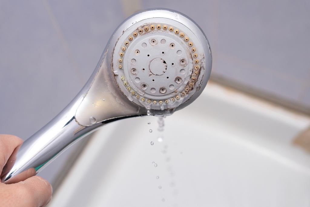 Toto jednoduché mléko ze 3 ingrediencí funguje lépe než čisticí prostředky. Špína se odstraňuje sama.